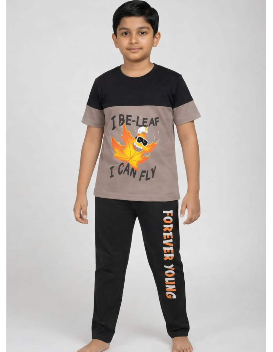 Boys T-shirt with pants