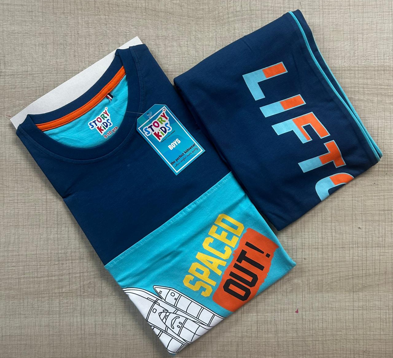 Boys T-shirt with pants